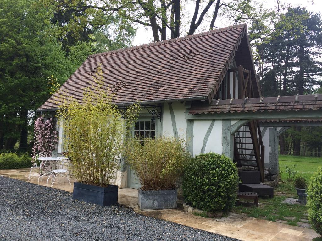 Domaine Du Vertbois La Haye-du-Theil Exterior photo