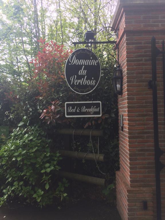 Domaine Du Vertbois La Haye-du-Theil Exterior photo
